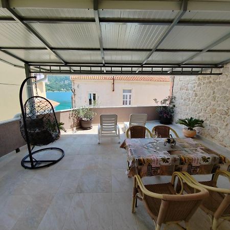 Apartments Turan Centrally Located With Free Parking Igrane Exterior photo