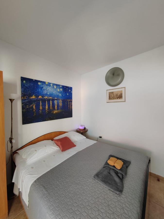 Apartments Turan Centrally Located With Free Parking Igrane Exterior photo
