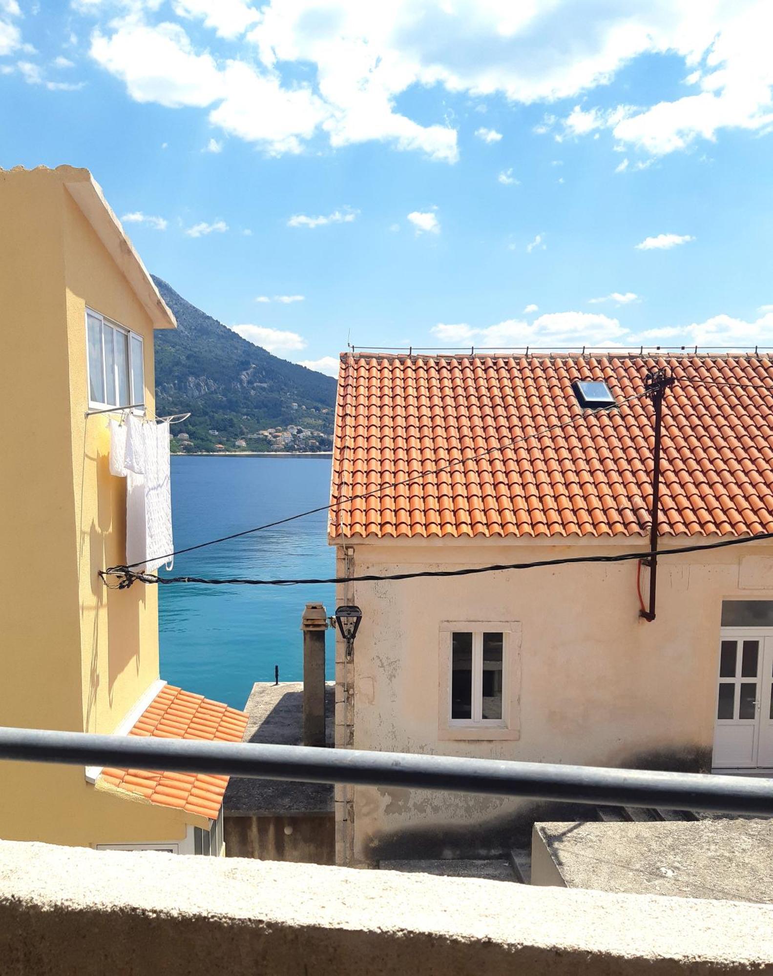 Apartments Turan Centrally Located With Free Parking Igrane Exterior photo