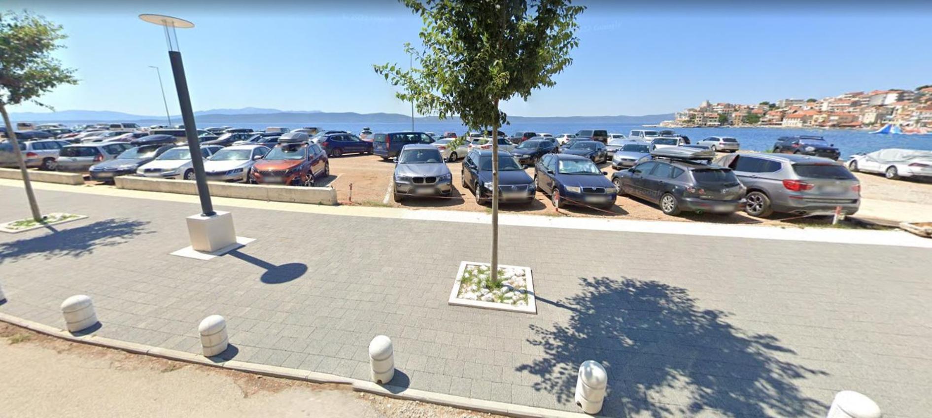 Apartments Turan Centrally Located With Free Parking Igrane Exterior photo